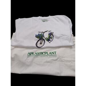 APLASTICPLANT Lot Of 2 T- Shirt Made In USA - XL